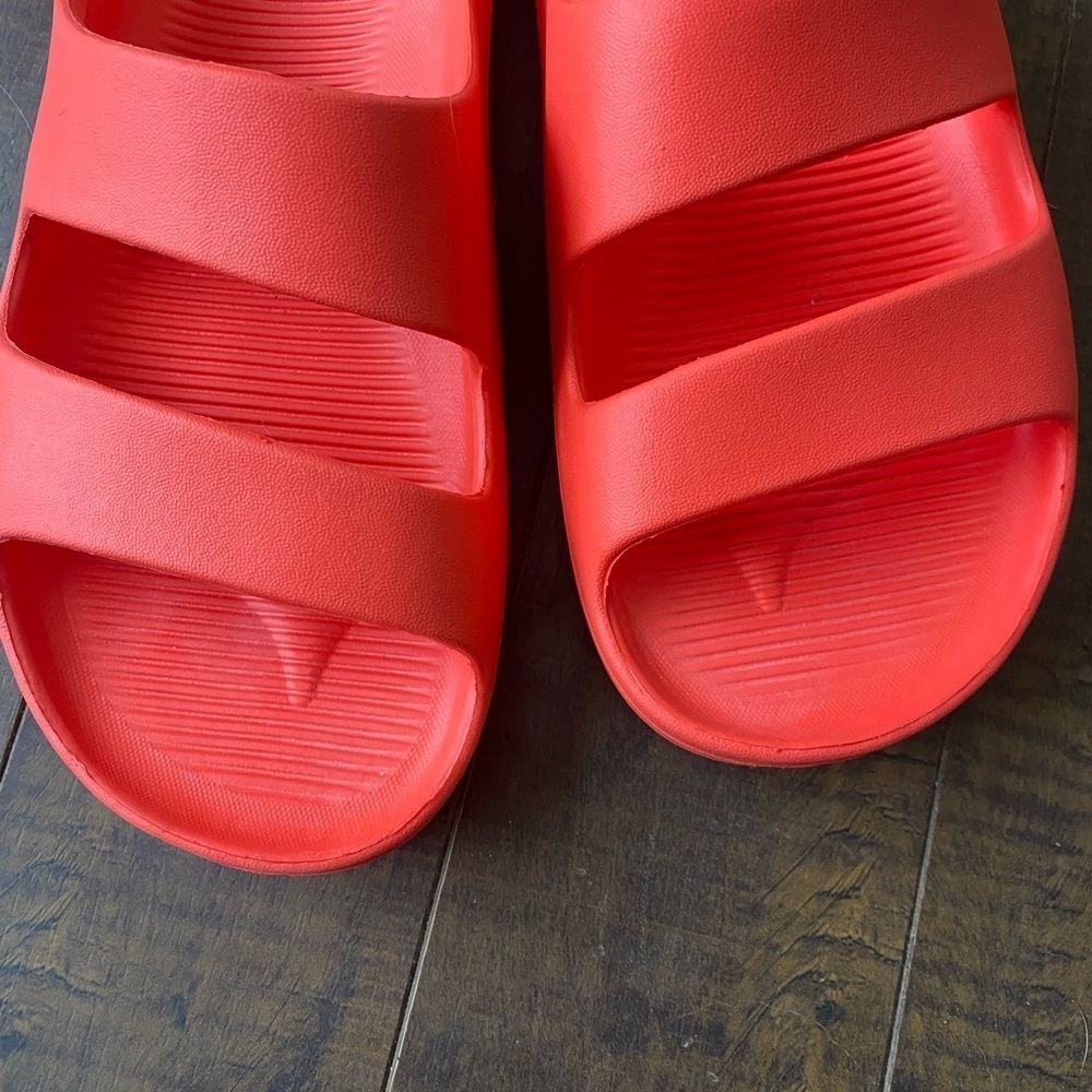 Bombas Friday slides in Solar colour - Picture 11 of 11